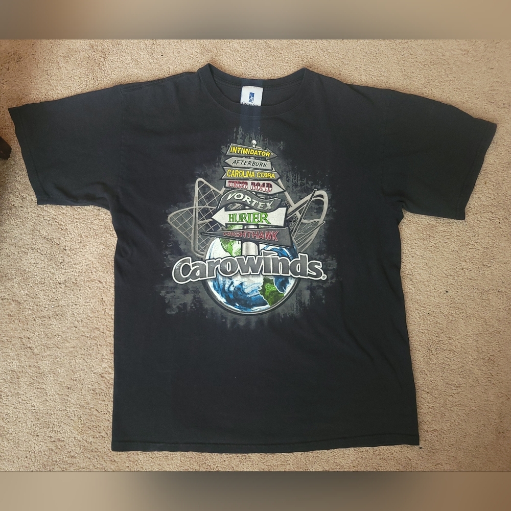Black Vintage Carolina Carowinds Theme Park Tee Size L